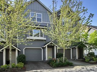 21530 NE Willow Glen Rd, Fairview, OR 97024