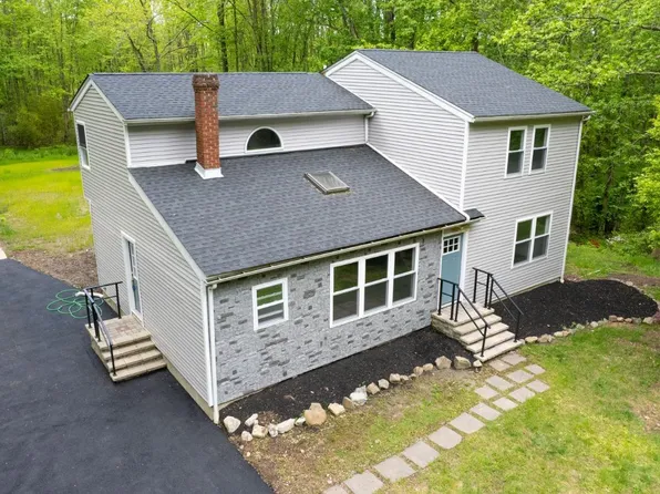 31 Church Ln, East Brunswick, NJ 08816