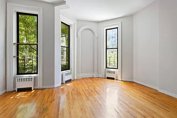 1st image of 368 Greene Ave APT 3