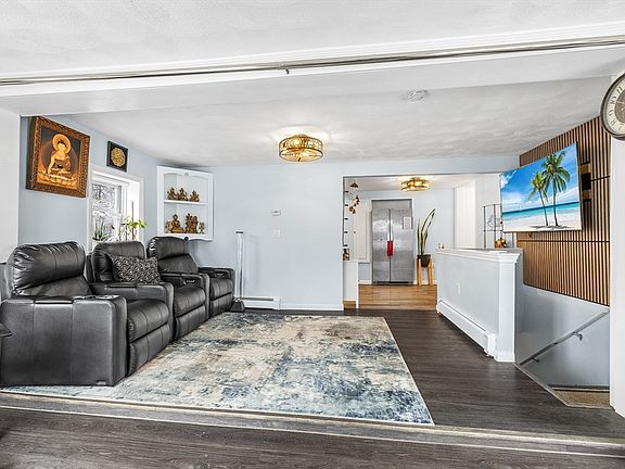 2nd image of 79 Valley Rd