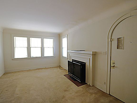 4th image of 502 Dougherty Pl