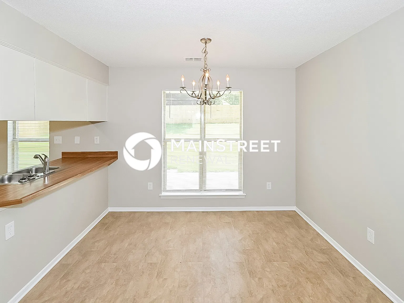 4223 Highgate Dr — Photo 4