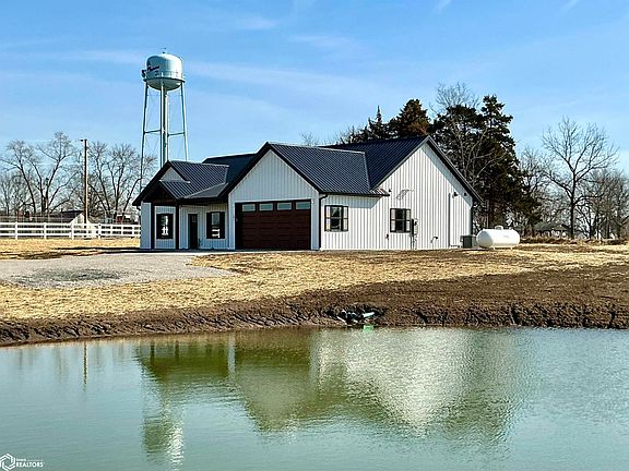 2nd image of 101 Coal Valley Ln