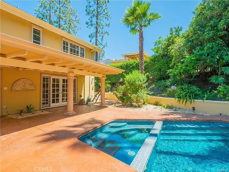 16545 Park Lane Cir — Photo 39