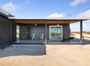 1524 Mile Square Rd, Joshua Tree, CA 92252