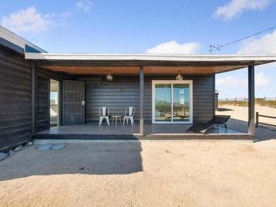 1524 Mile Square Rd, Joshua Tree, CA, 92252
