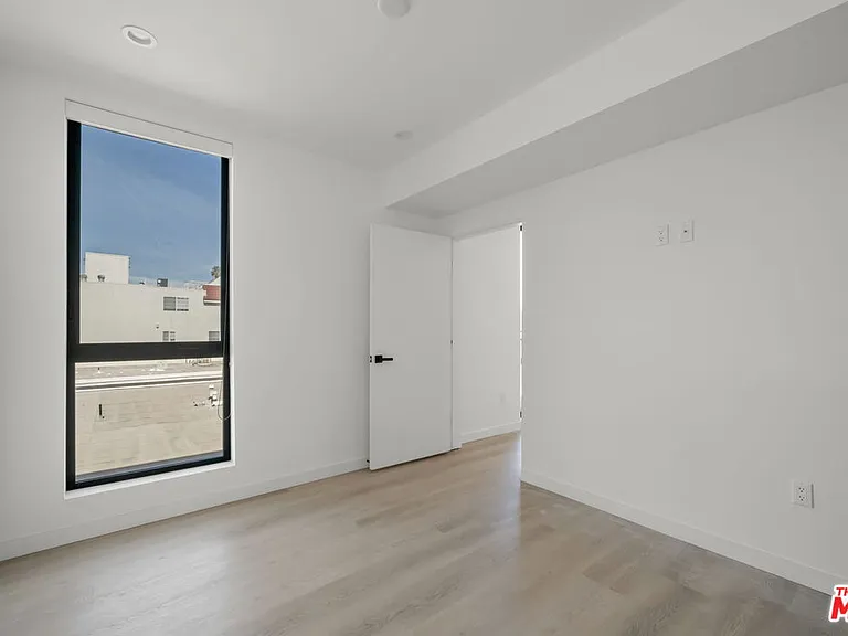 3755 S Canfield Ave #301 — Photo 14