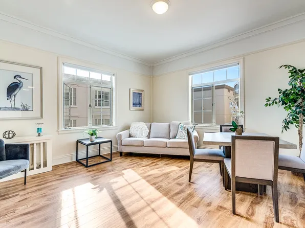 Pacific Grove Senior Living