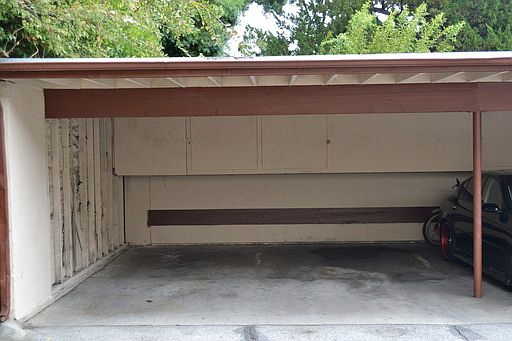 2nd image of 6106 Woodman Ave APT 5