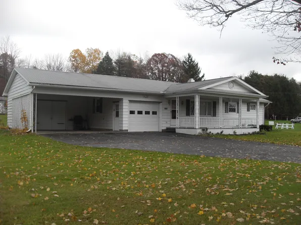 15040 Dickson St, Guys Mills, PA 16327