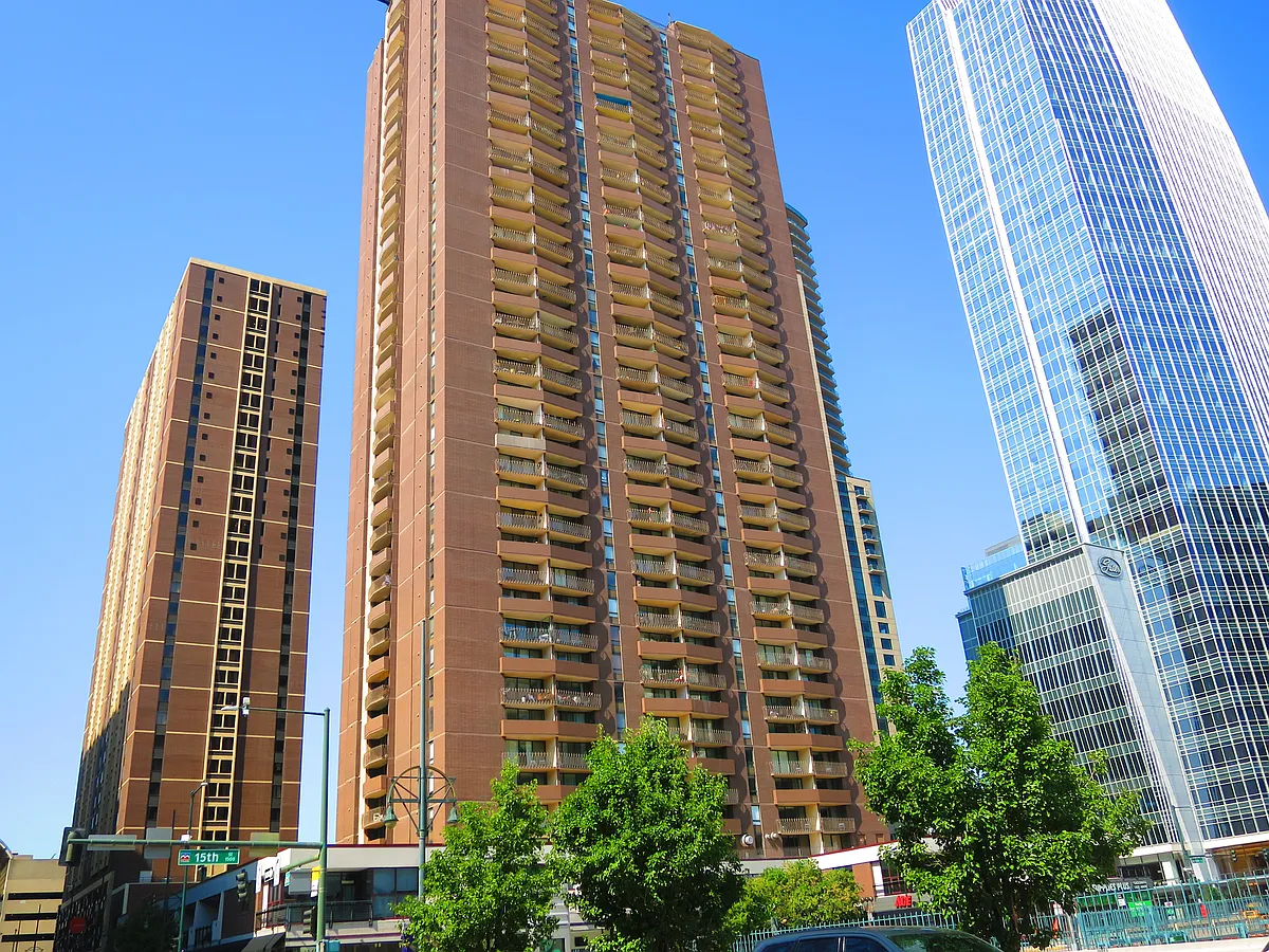 Building Photo - 1020 15th St #13F
