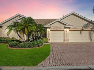 2950 Bravura Lake Dr, Sarasota, FL 34240