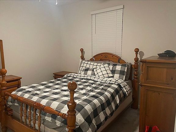 4th image of 1217 Warrens Way