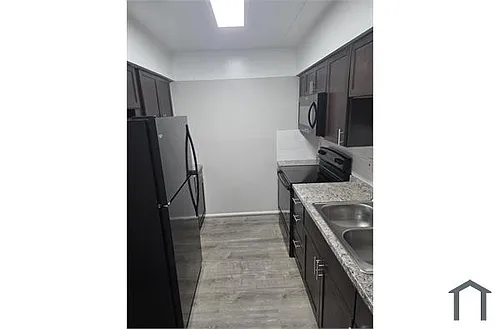 2132 Lakewood Club Dr S Photo 1