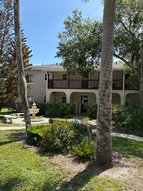 2 bed, 700 sqft, $1,700 — Photo 4