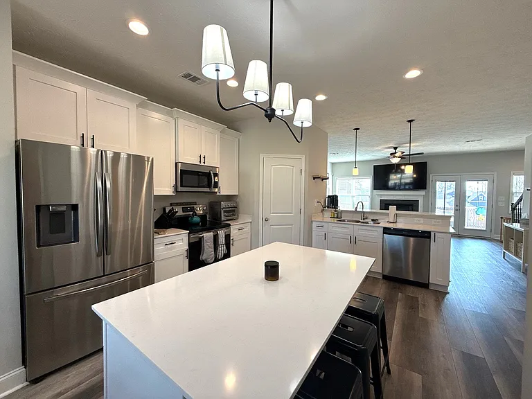 7308 Pine Chase Dr — Photo 8