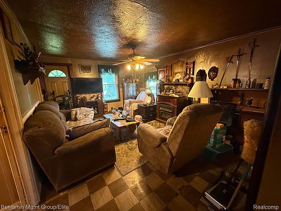 3rd image of 2988 Sharp Rd