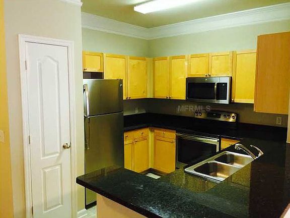 4th image of 8836 Villa View Cir Unit 106