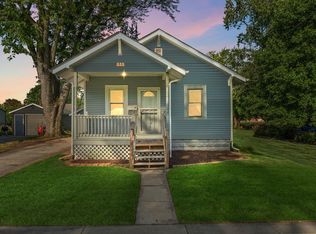 511 N West St, Crown Point, IN 46307