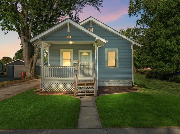 511 N West St, Crown Point, IN 46307