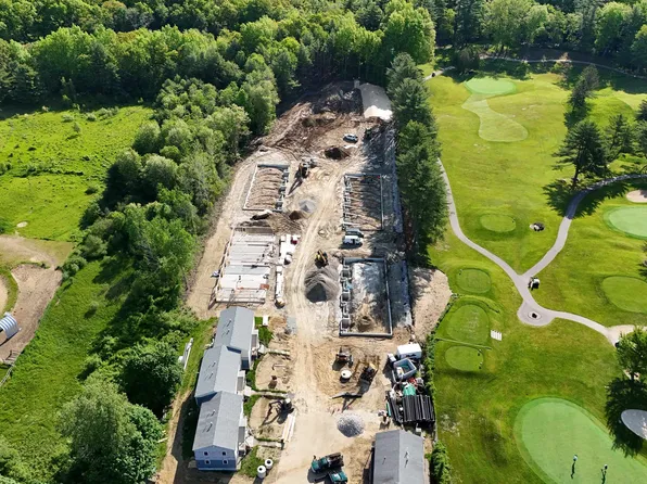 18 Birdie Grove #E, Rochester, NH 03839