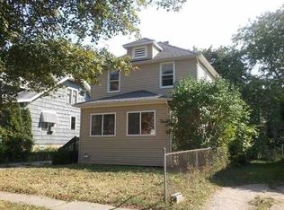 1242 E Hazel St, Lansing, MI