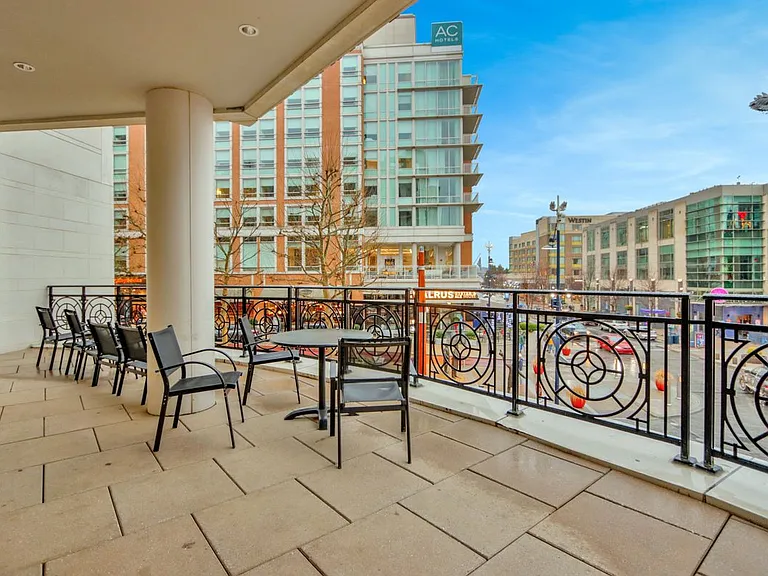 155 Potomac Psge #415 — Photo 22