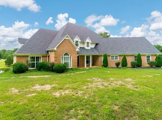 4100 River Rd, Baxter, TN 38544