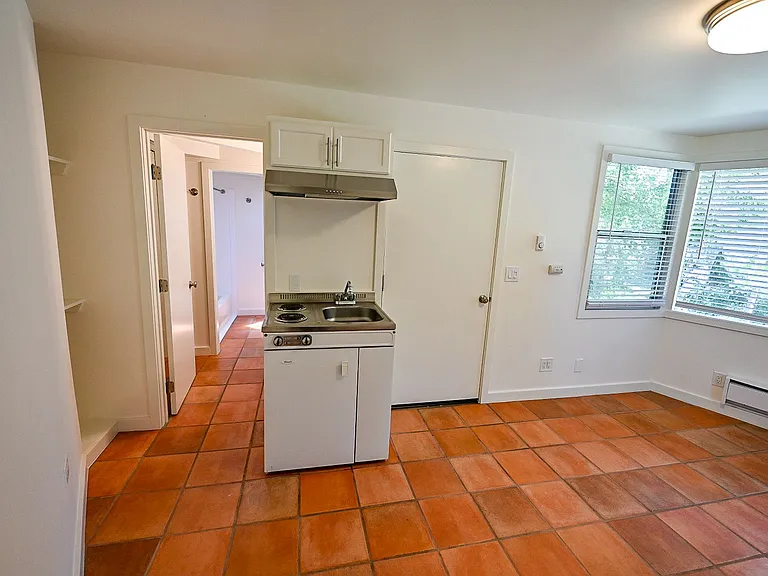 24682 Dolores St — Photo 4