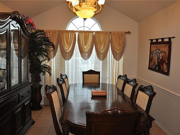 3rd image of 3923 Farm Road 1870