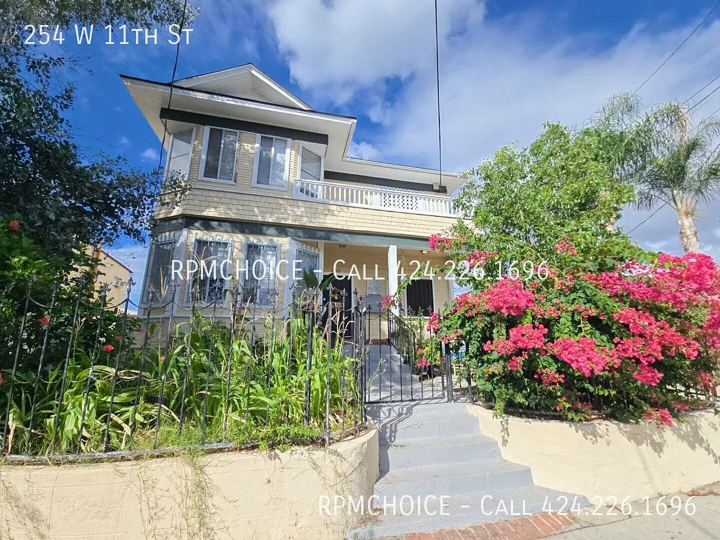 Spacious 3bd/2ba Townhome in Complex — Photo 1