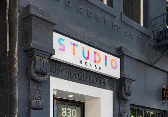 2nd image of 830 S Olive St #302