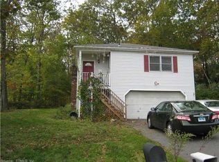 17 Marc St, Naugatuck, CT 06770