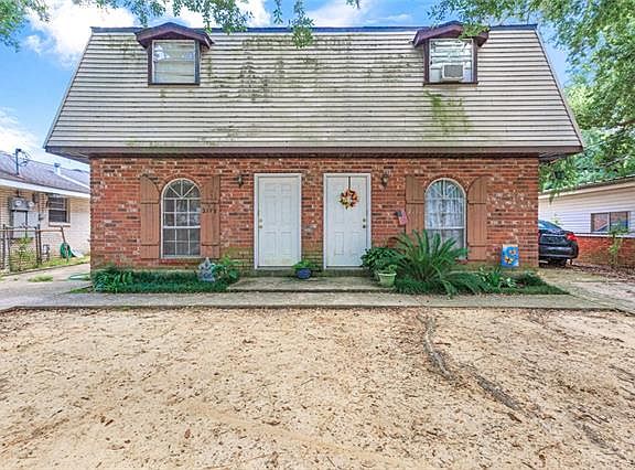 4th image of 2111-13 E Beauregard Ave