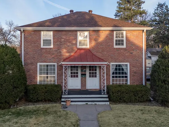 1100 S 37th St, Lincoln, NE 68510