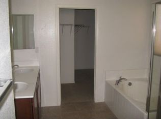 1004 Laura Ln, Tehachapi, CA 93561