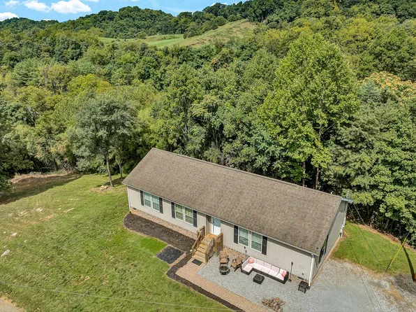 75 Walnut Ridge Rd, Troutville, VA 24175