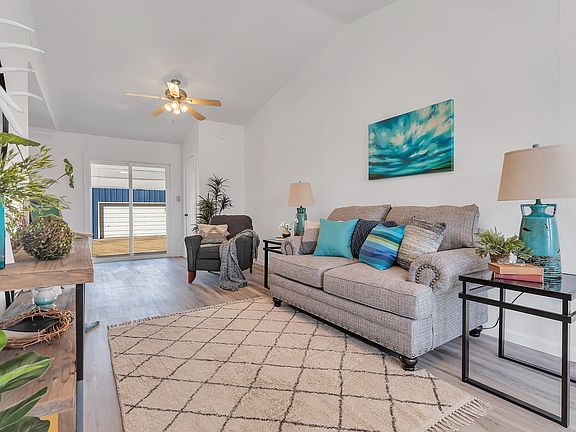 5th image of 137 Herring Dr