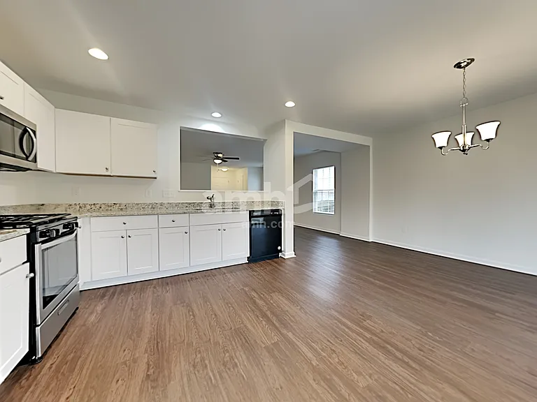 709 Averasboro Dr — Photo 4