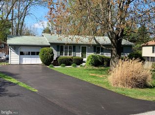 67 E View Ct, Charles Town, WV 25414