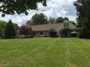 11 Holly Hill Rd, Marlboro, NJ 07746