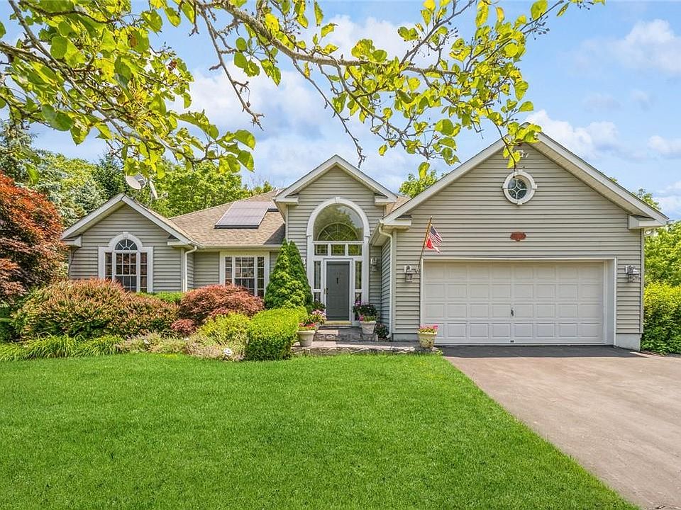 1st image of 139 Village Drive