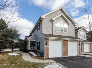 7321 Grandview Ct #7321, Carpentersville, IL 60110
