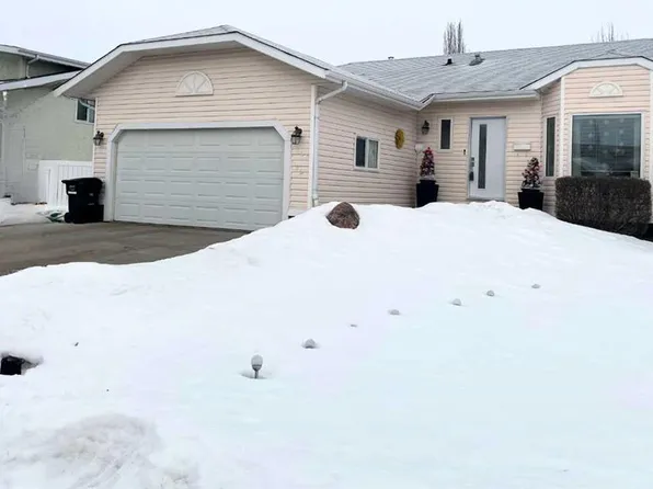 5704 S 35th Ave, Camrose, AB T4V 4N2