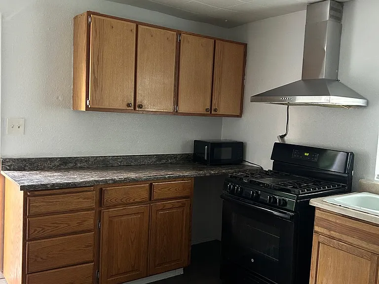641 S Wagon Rd #2 — Photo 1