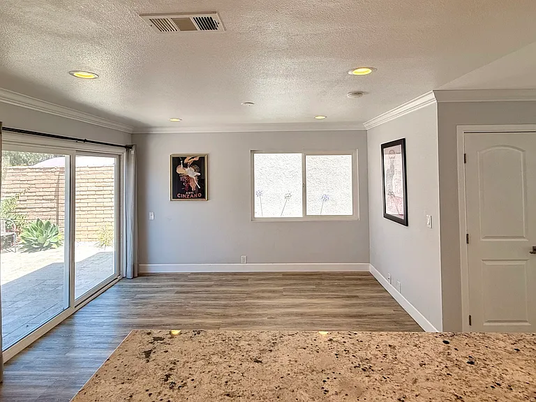 4561 Green Tree Ln — Photo 5