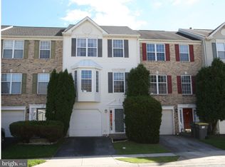 206 Pavin Ct, Newark, DE 19702