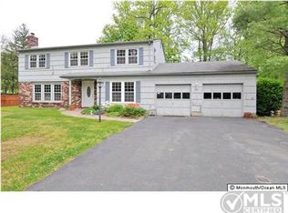 6 Blenheim Rd, Manalapan, NJ 07726