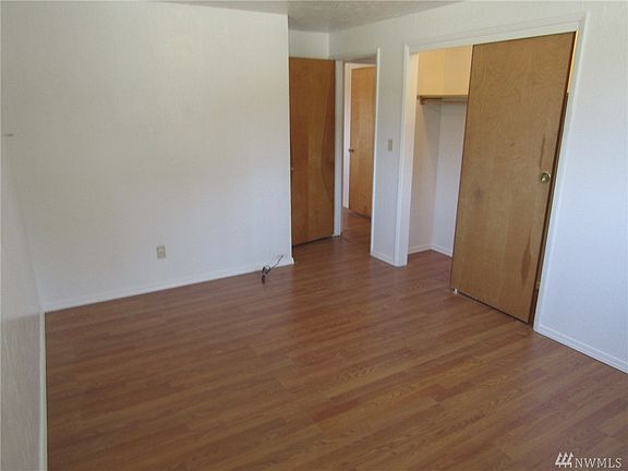 2nd image of 334 Choker St SE