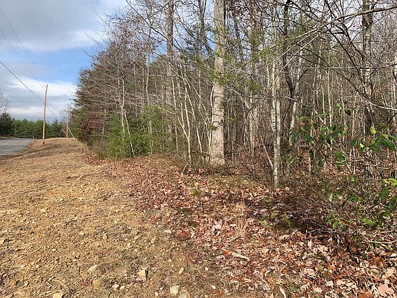 5th image of 2.06 Hickory Nut Trl